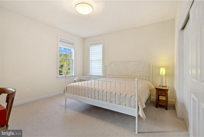 Building Photo - 100 Braebank Ln