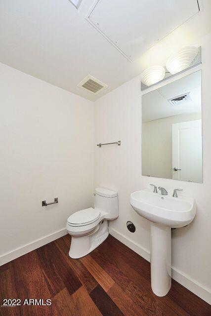 Building Photo - 310 S 4th St