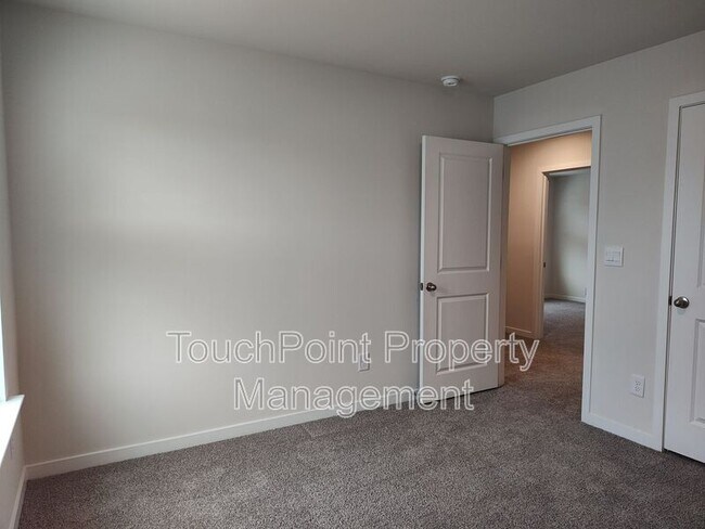 Building Photo - 12028 Zazu Wy