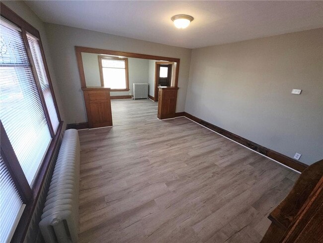 Building Photo - 414 N 33rd Ave