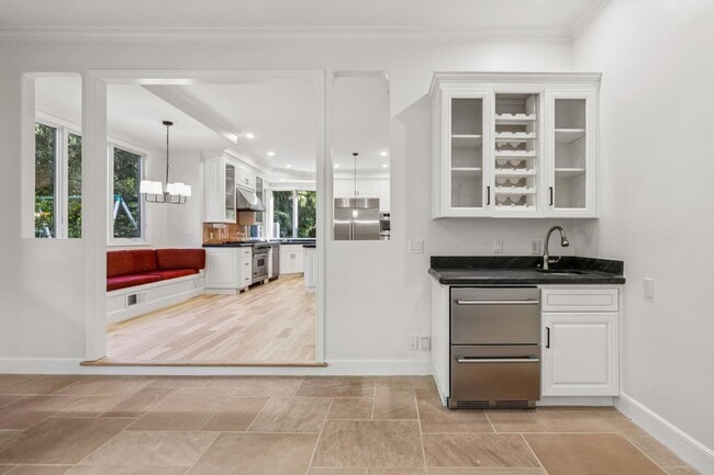 Building Photo - 7BR / 6BA Los Altos Home with Elevator, 3-Car Garage & EV Charging