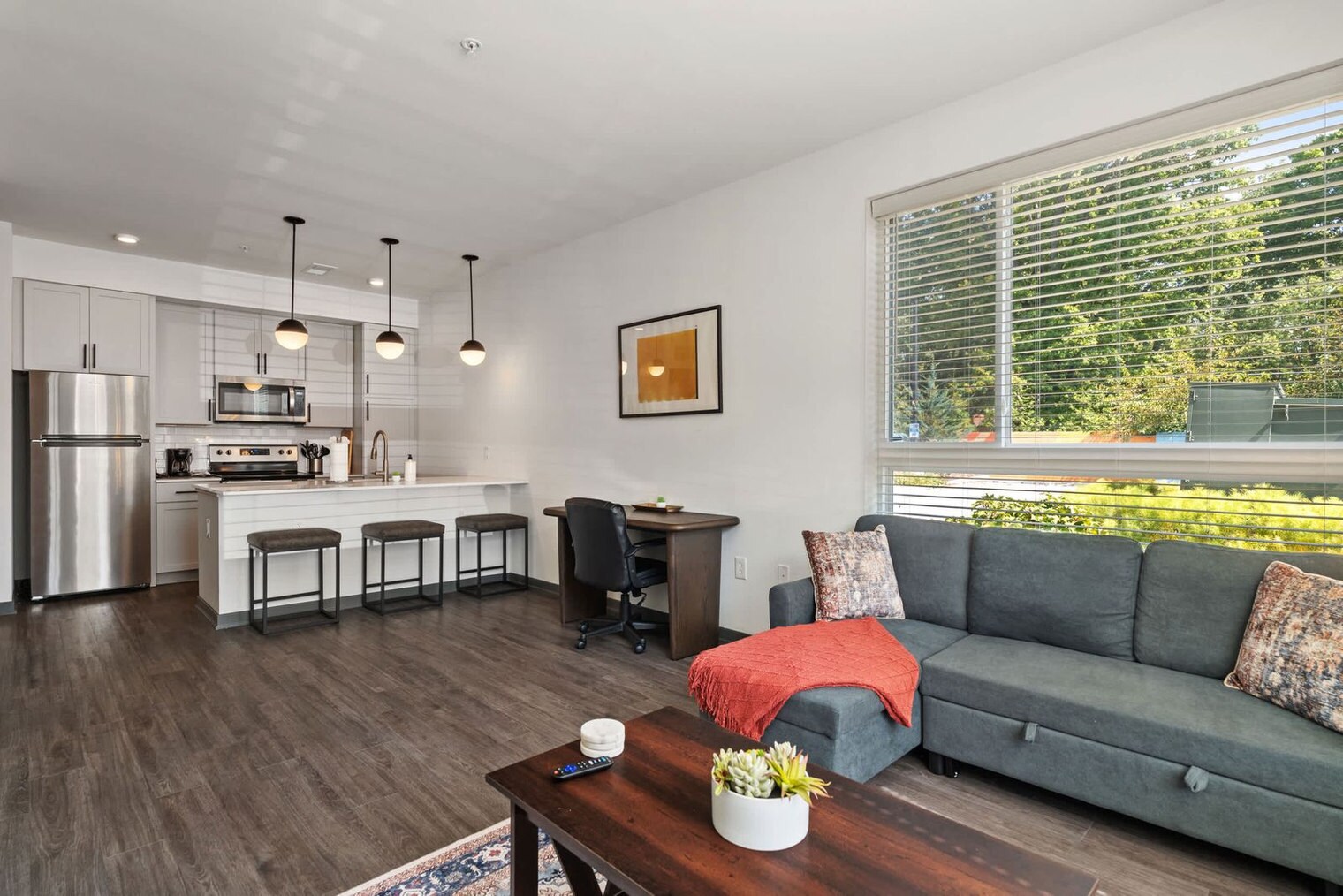 Building Photo - 6160 N Rural St