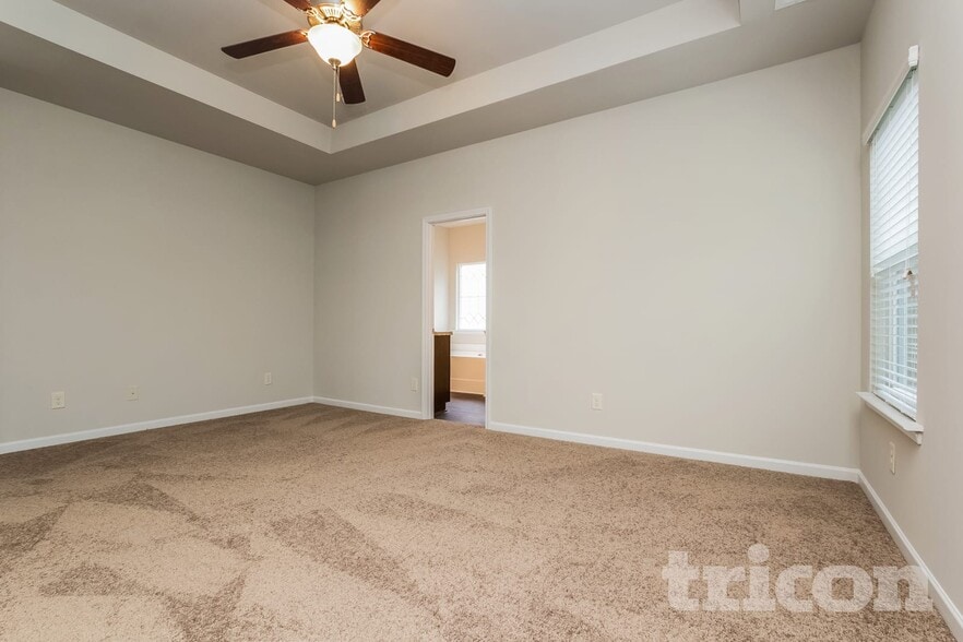 Building Photo - 55 Thorndale Ct