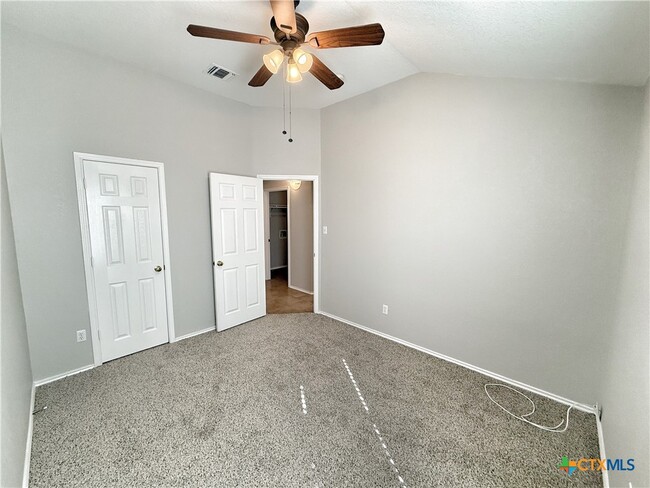 Building Photo - 2254 Hidden Meadow