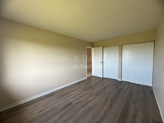 Building Photo - 808 College Blvd