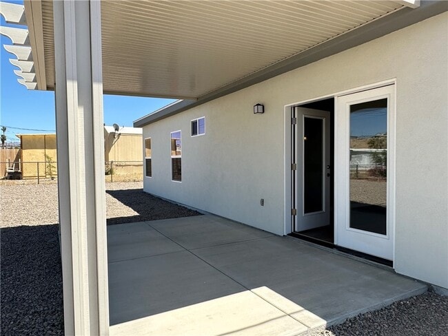 Building Photo - 1705 Talc Rd