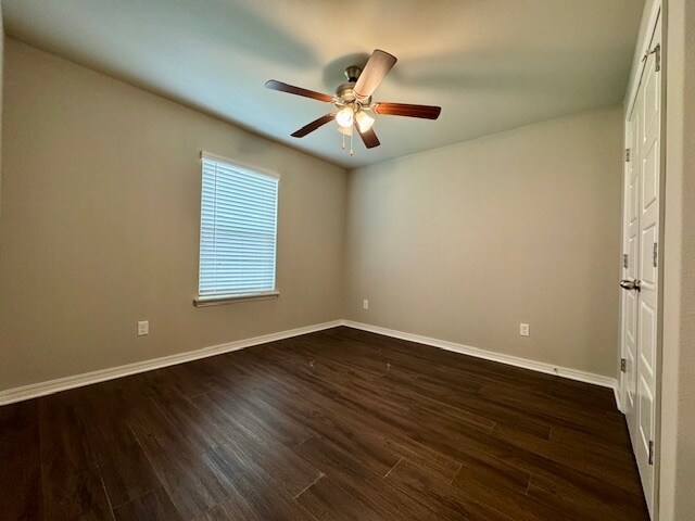 Building Photo - 2315 W Persimmon St