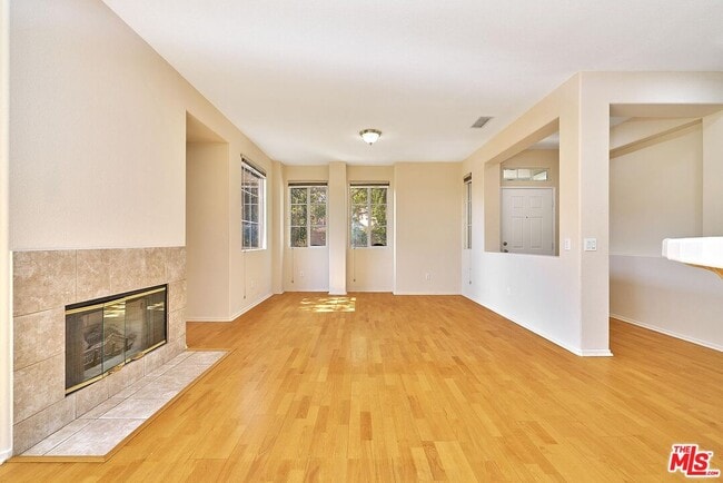 Building Photo - 28058 Dickason Dr