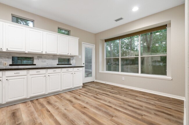 Building Photo - 151 E Greenhill Terrace Pl