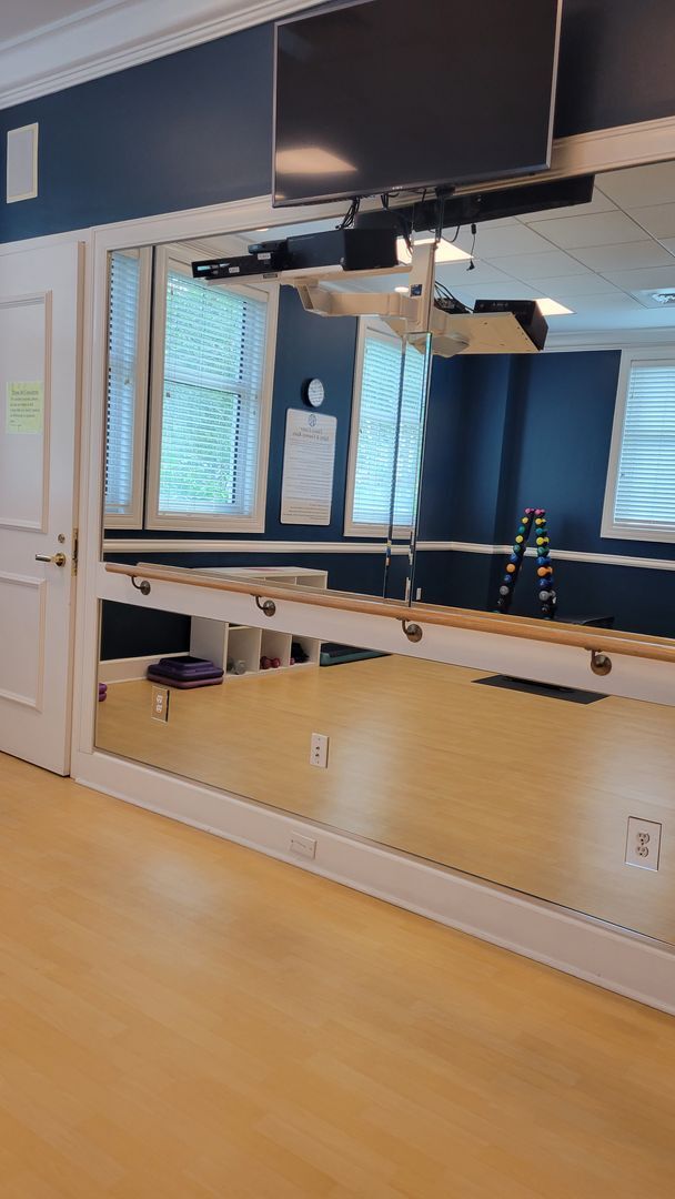 Building Photo - DOWNTOWN SARASOTA ANNUAL TURNKEY FURNISHED...