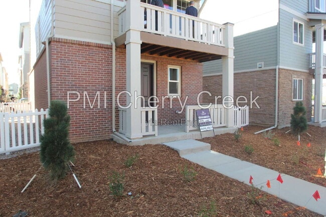 Building Photo - 12871 E Caspian Pl