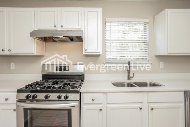 Building Photo - 3571 Cherry Bloom Way