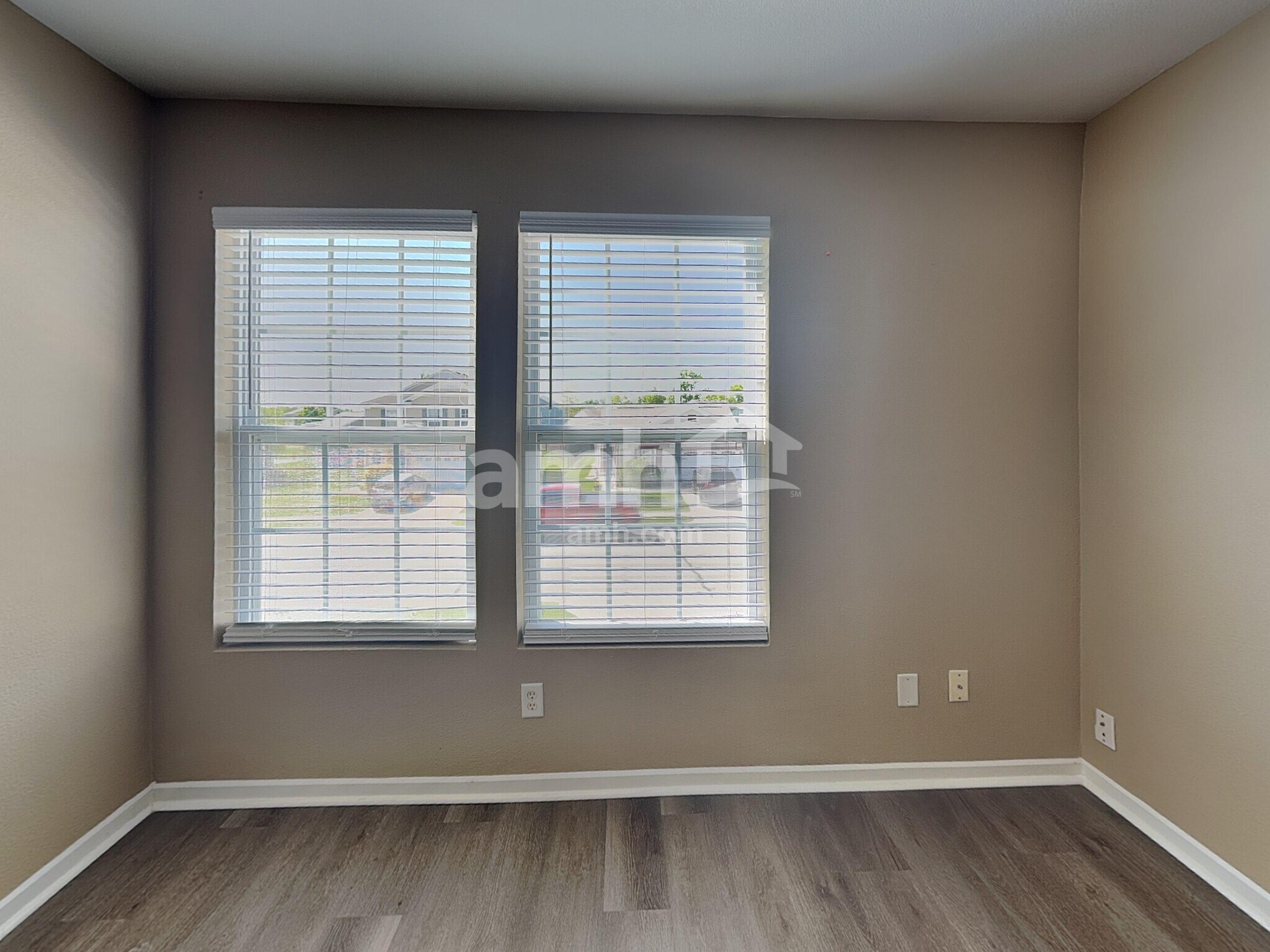 Building Photo - 1624 Wagner Dr
