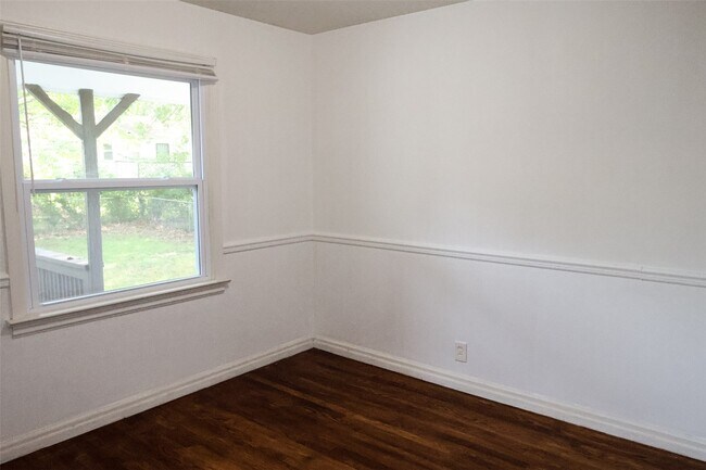 Building Photo - 10522 Byfield Dr