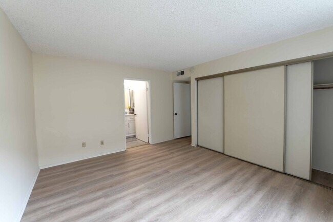 Building Photo - 1825Wilc