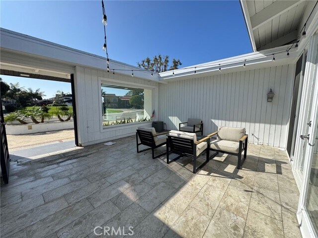 Building Photo - 16602 Wellington Cir