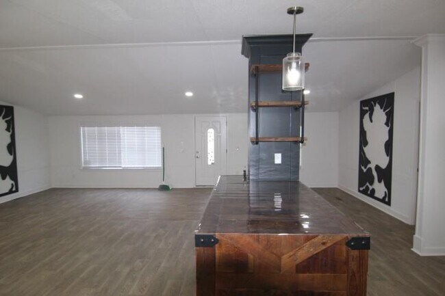 Building Photo - 2232 Dawson Forest Rd E