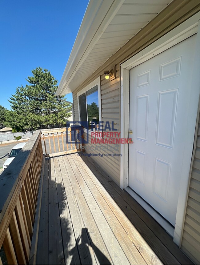 2225 Pocatello Ck Rd 2225 Pocatello Creek Rd Pocatello ID 83201