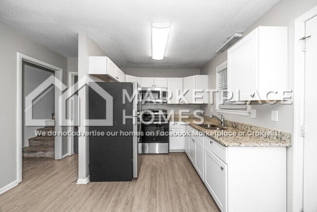 Building Photo - 4028 Sewall Dr SW