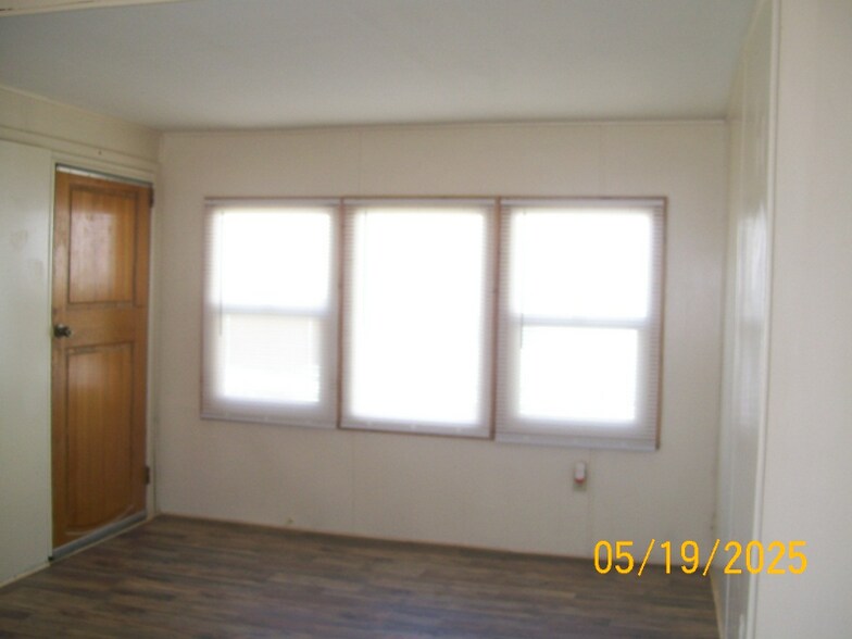 Building Photo - 430 N C St