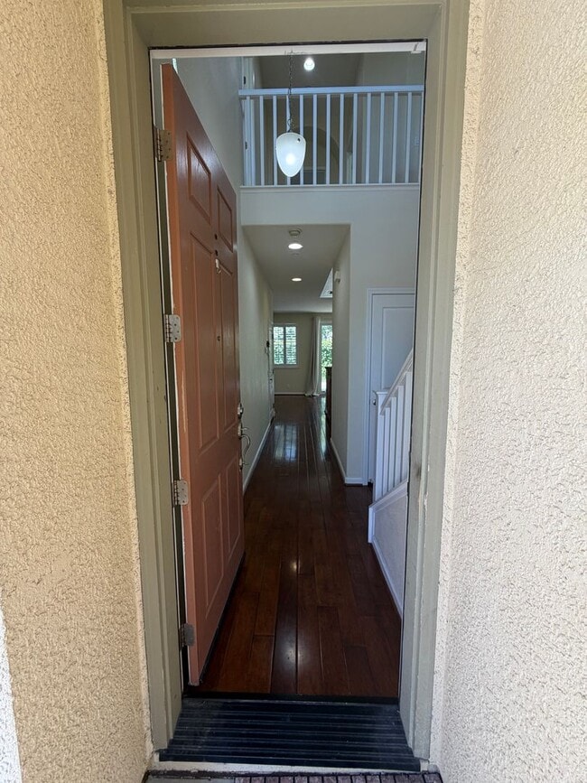 Building Photo - 5028 Ocean Ln
