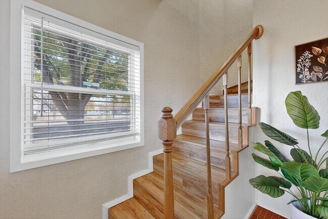 Building Photo - 3503 Berkeley Pl NE