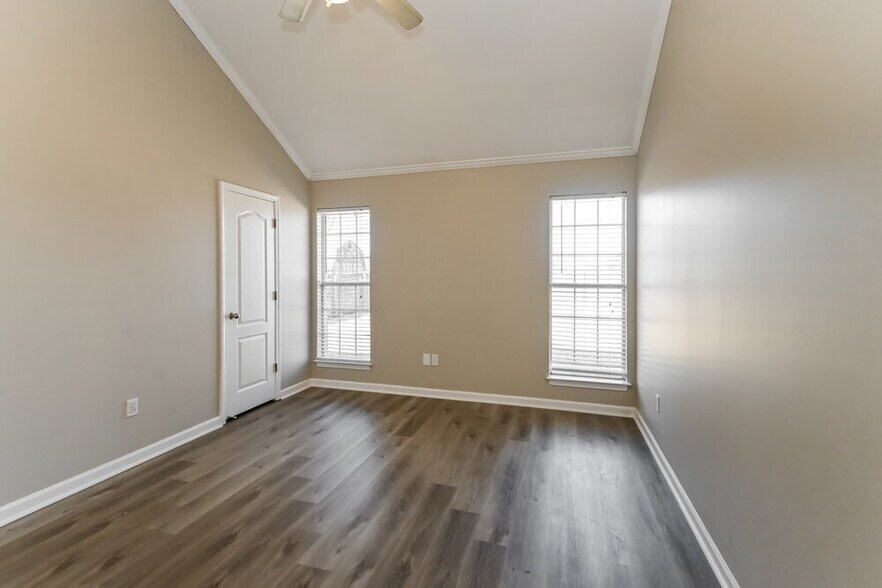 Building Photo - 150 Susanne Dr