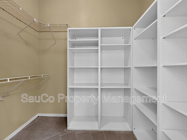 Building Photo - 15392 NW Dane Ln