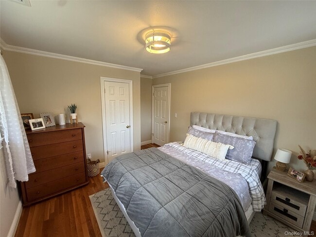 Building Photo - 16 Minkel Rd