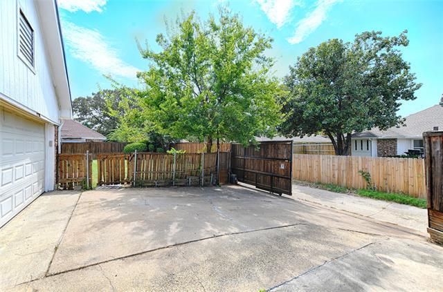 Building Photo - 5021 Andover Dr