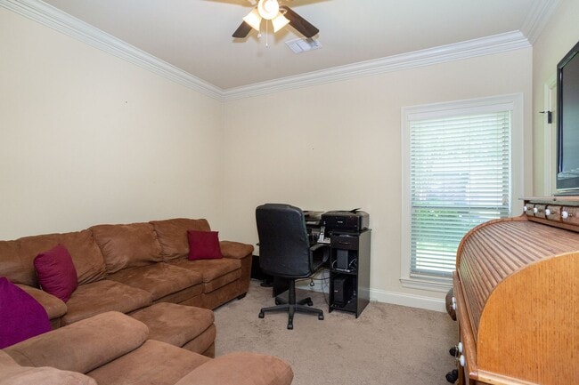 Building Photo - Fully Furnished, All-Inclusive Lakefront L...