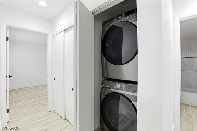 Building Photo - 4120 Gannet Cir