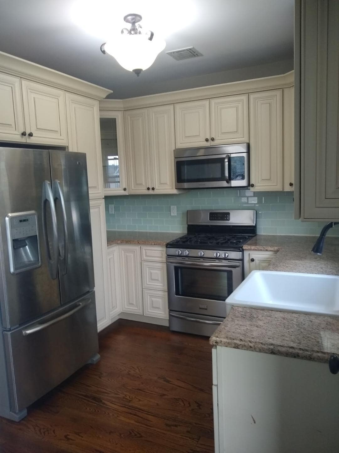 Kitchen - 747 Adams Ave