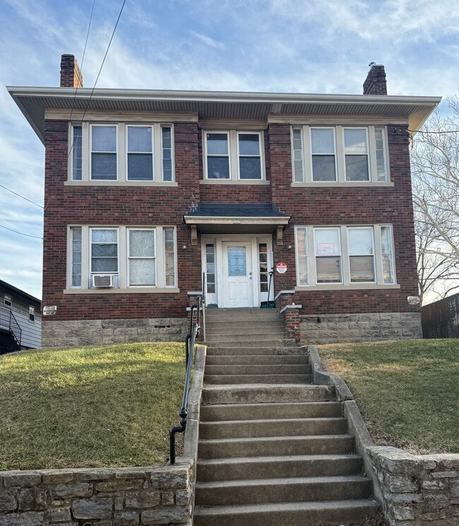 Building Photo - 1815 Clarion Ave