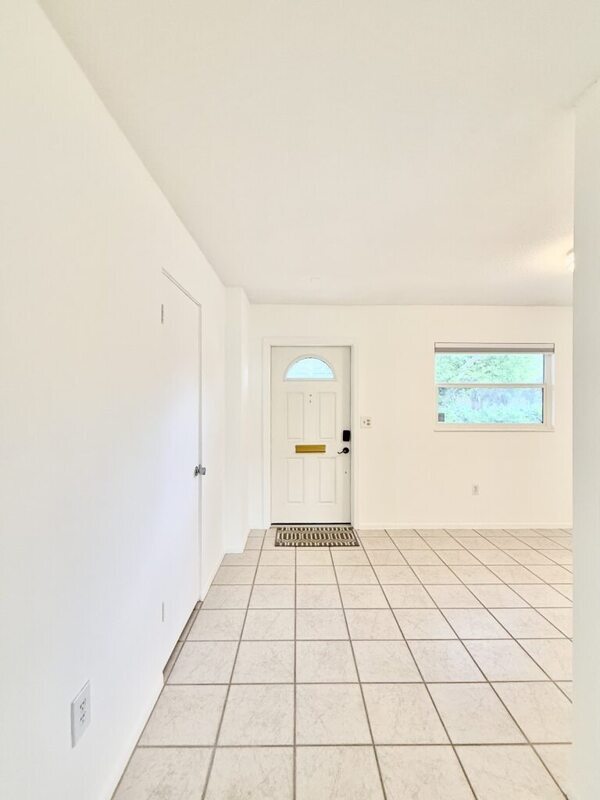 Building Photo - 4149 Prudence Dr