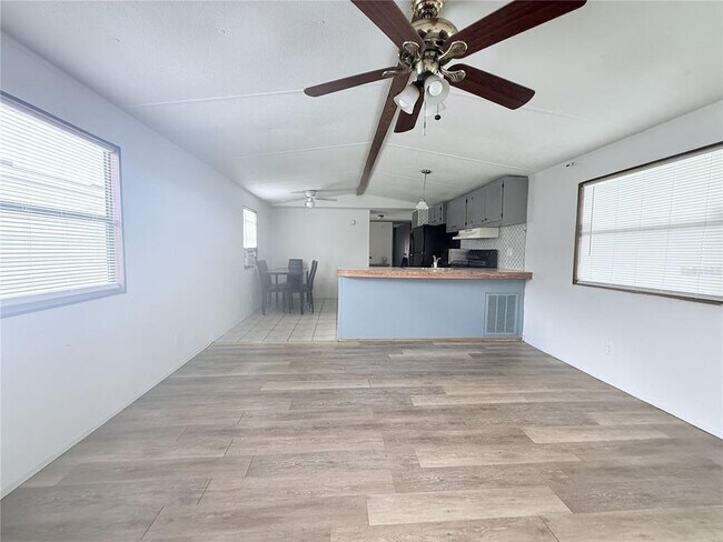 Building Photo - 5314 Croton St