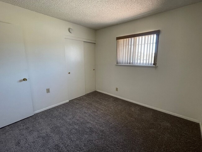 Building Photo - Beautifully Maintained Northern Vandenberg...