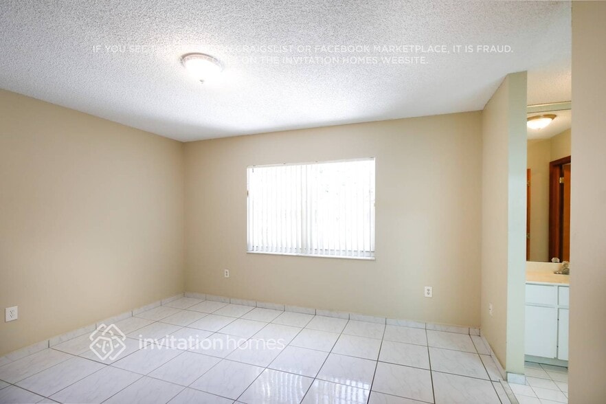 Building Photo - 14272 SW 52nd St