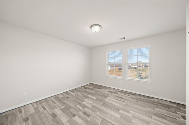 Building Photo - 2536 Allegretto Sea Dr