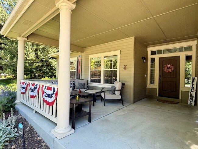 Building Photo - Beautiful 3 bed 2 bath home in The Preserv...