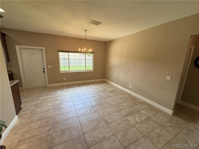 Building Photo - 3047 W Kirkwood Pl