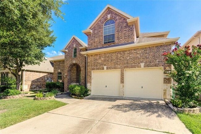 Building Photo - 611 Whitney Oaks Ln