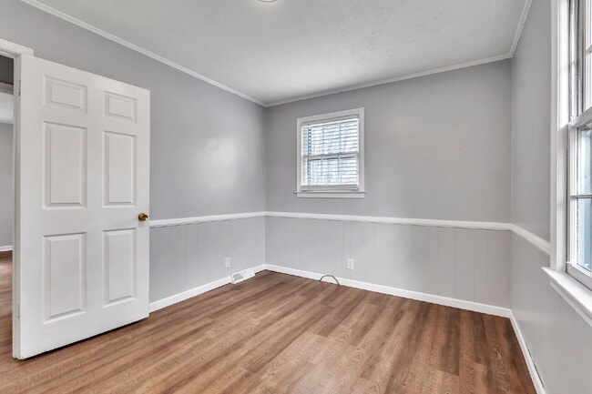 Building Photo - 3 Bedroom, 1.5 Bath Ranch on Over Half an Acre with Fenced Yard, and Deck $1850/mo rent