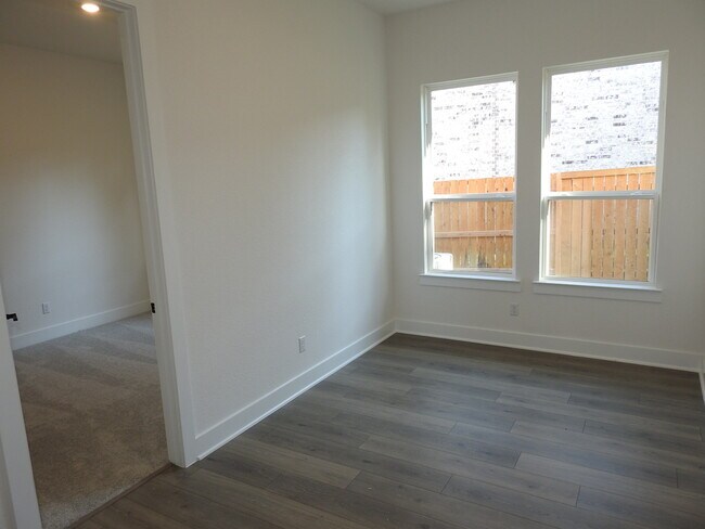 Building Photo - 189 Jackson River Lp