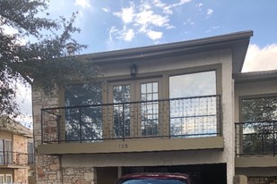 Building Photo - 1008 Clayton Nolen Dr