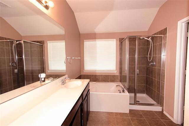 Building Photo - 1405 Villa Paloma Blvd