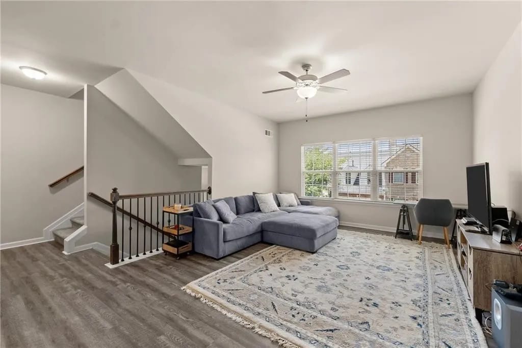 Building Photo - Room in Townhome on Chatham Ridge Dr