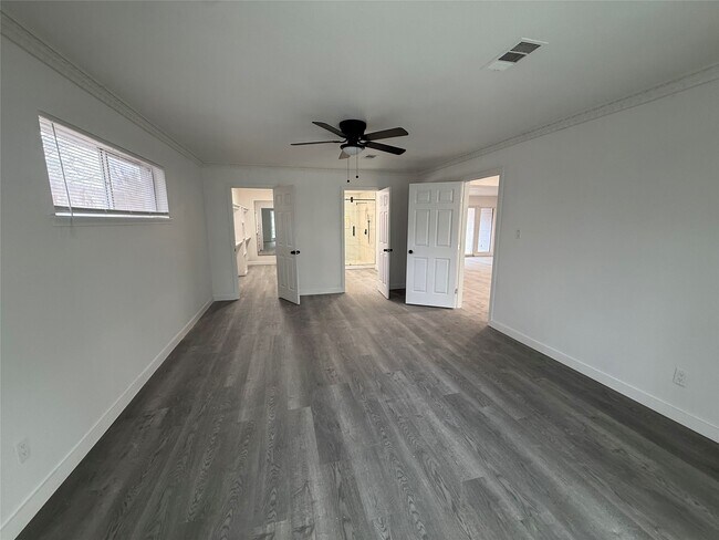 Building Photo - 1111 Caspian Ln