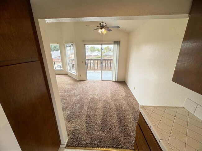 Building Photo - 1283-1285 S 16th St