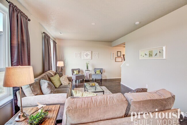 Building Photo - Stunning 3 Bed, 2.5 Bath Home in Spokane Valley! *HOLIDAY SPECIAL: $1,000 OFF!*